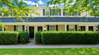1224 Green Oaks Ln - Photo 1 of 1