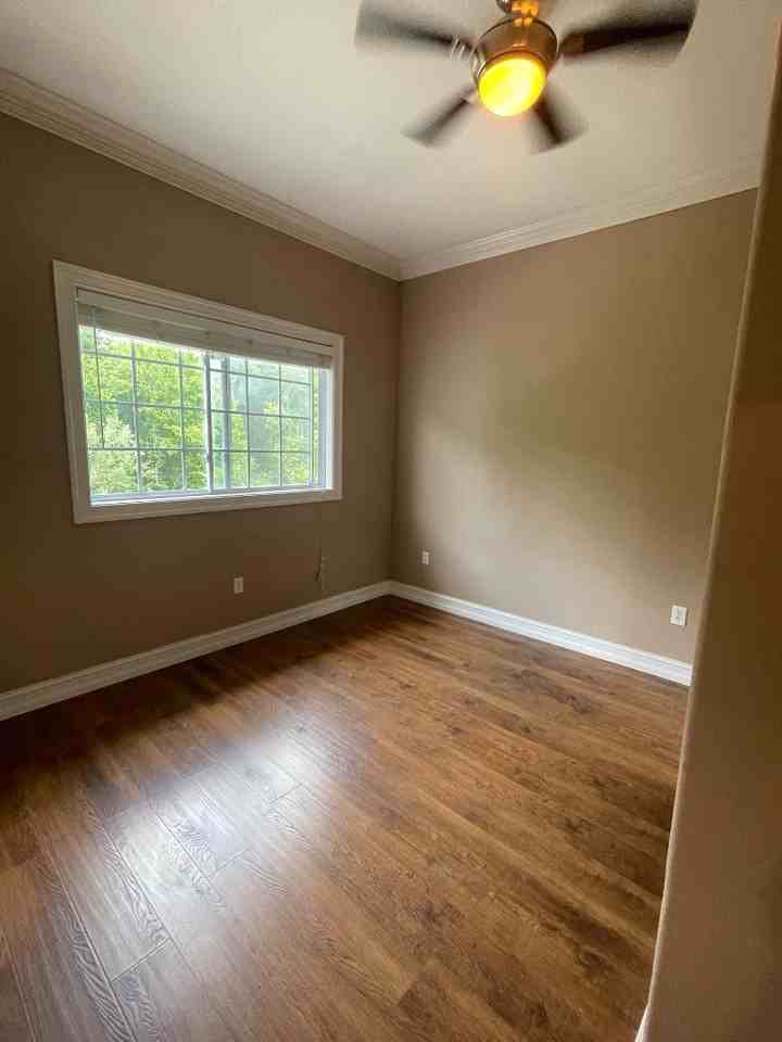 300 Hickory Rd - Photo 6 of 10