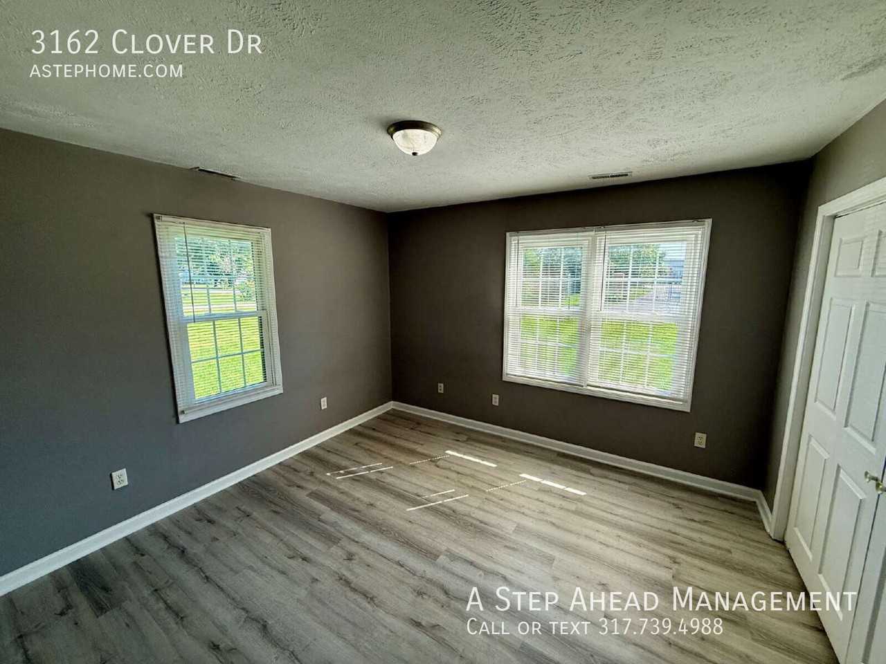 3162 Clover Dr - Photo 4 of 21