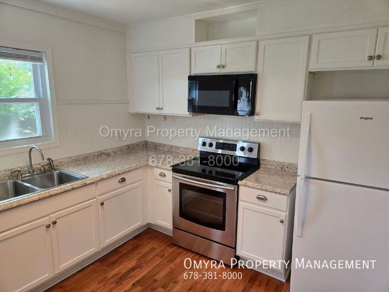 2495 Amelia Ave - Photo 2 of 14