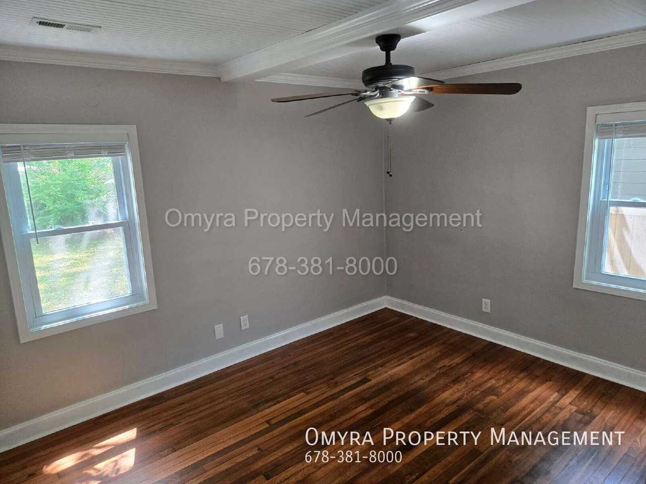2495 Amelia Ave - Photo 7 of 14