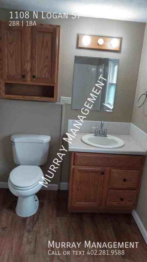 1108 N Logan St - Photo 7 of 9