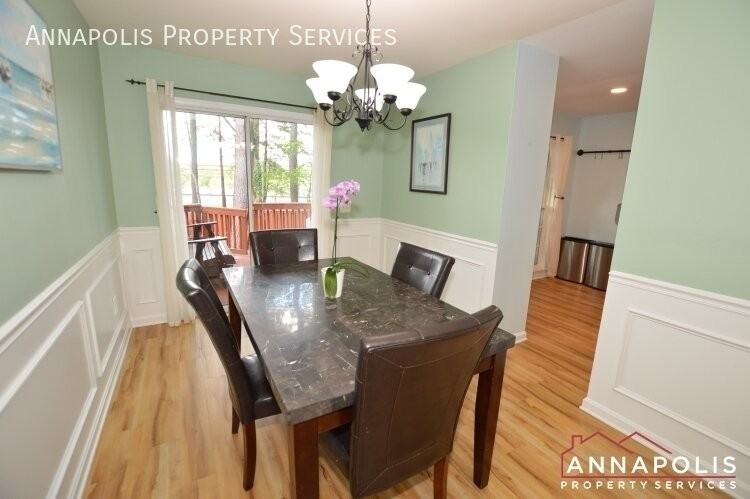 656 Howards Loop - Photo 5 of 28