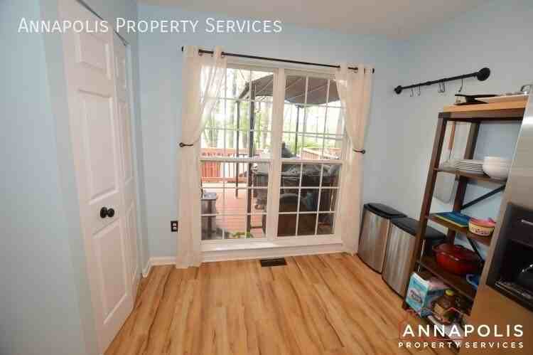 656 Howards Loop - Photo 7 of 28