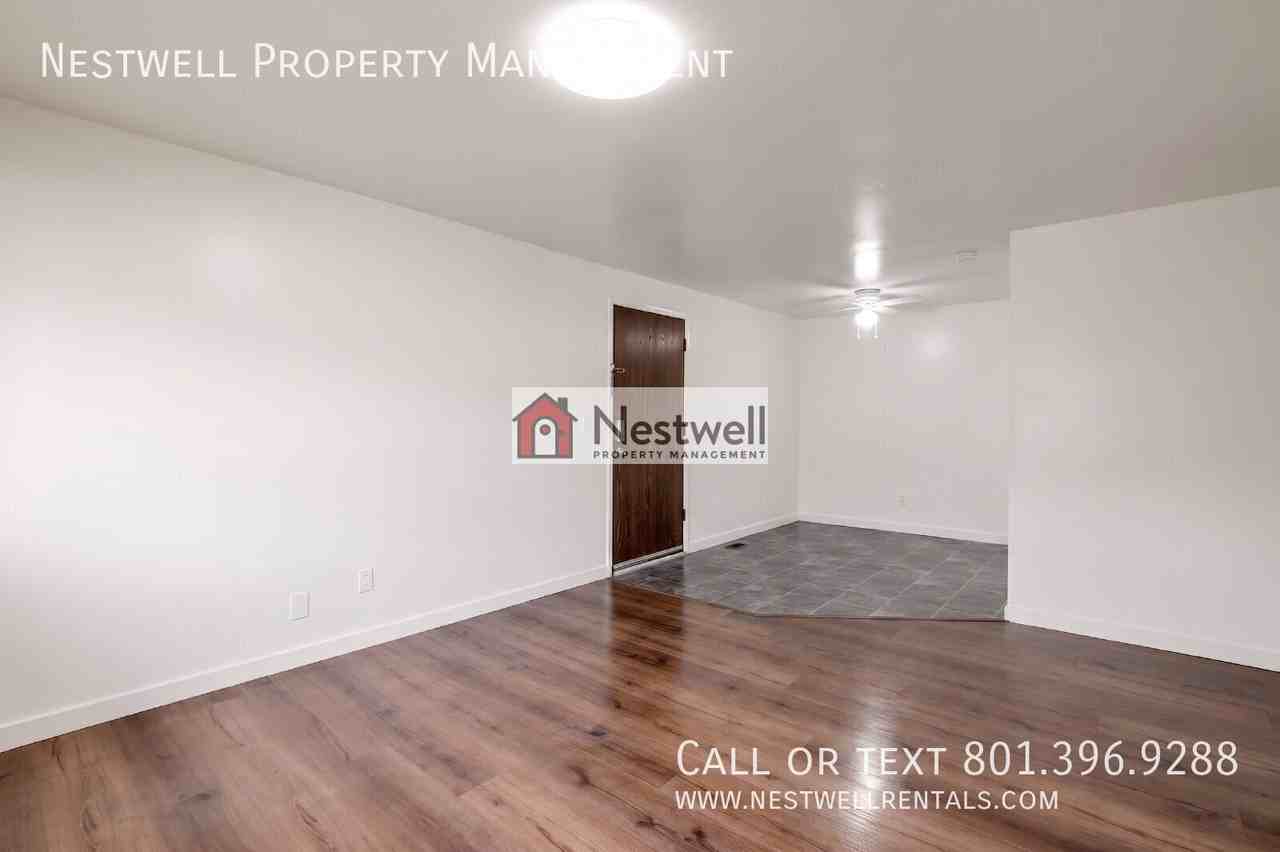 230 W Center St #14 - Photo 4 of 25