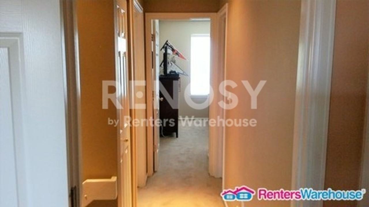 4839 Kingston Ave - Photo 7 of 23