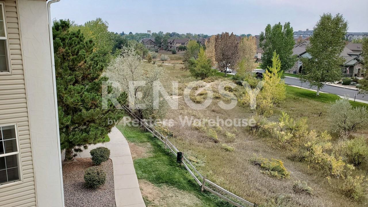 12118 W Dorado Pl #305 - Photo 3 of 23