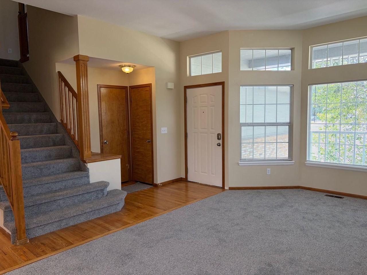 21585 Hill Gail Way - Photo 5 of 31