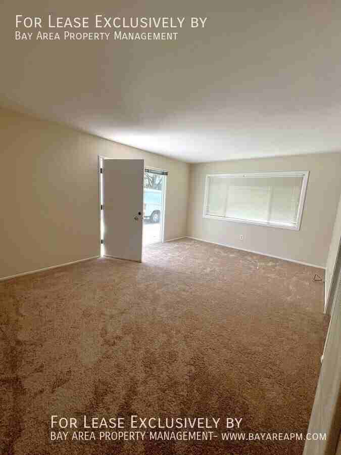 1433 Ebener St #1 - Photo 2 of 11