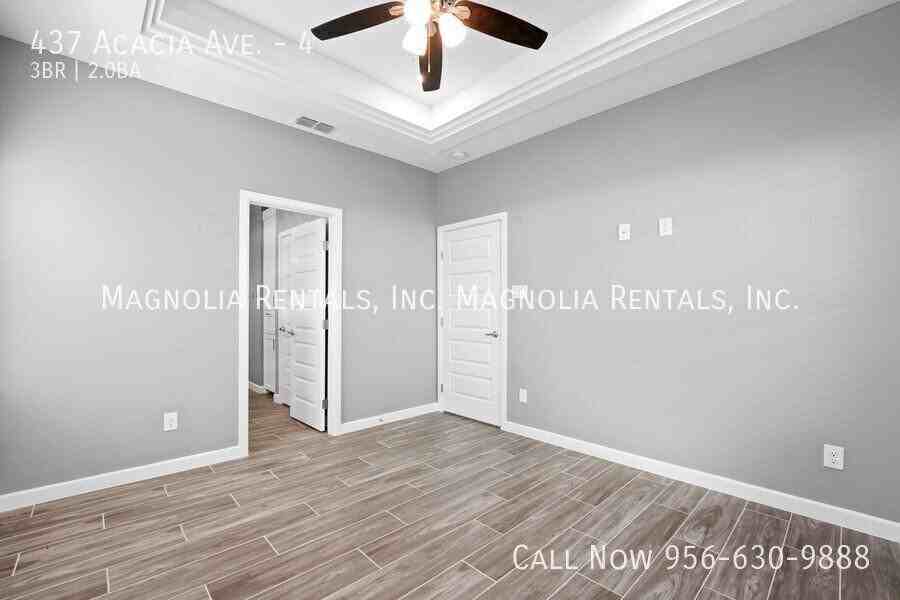 437 E Acacia St #4 - Photo 7 of 15