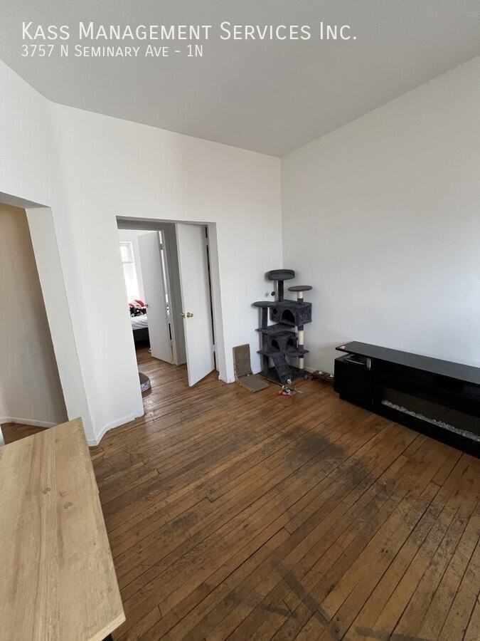 3757 N Seminary Ave #1N - Photo 2 of 9