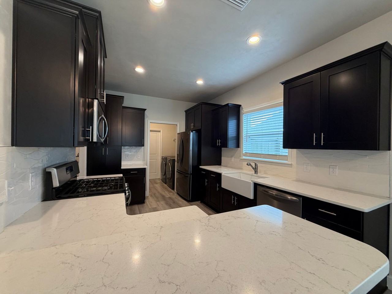 6737 Sw 13th Ln - Photo 5 of 23