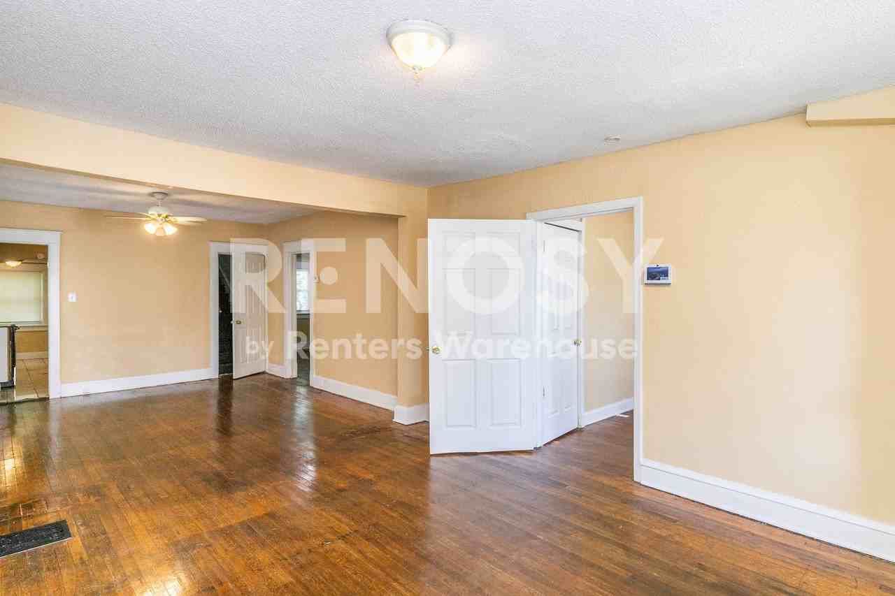 4038 Bellefontaine Ave - Photo 3 of 17