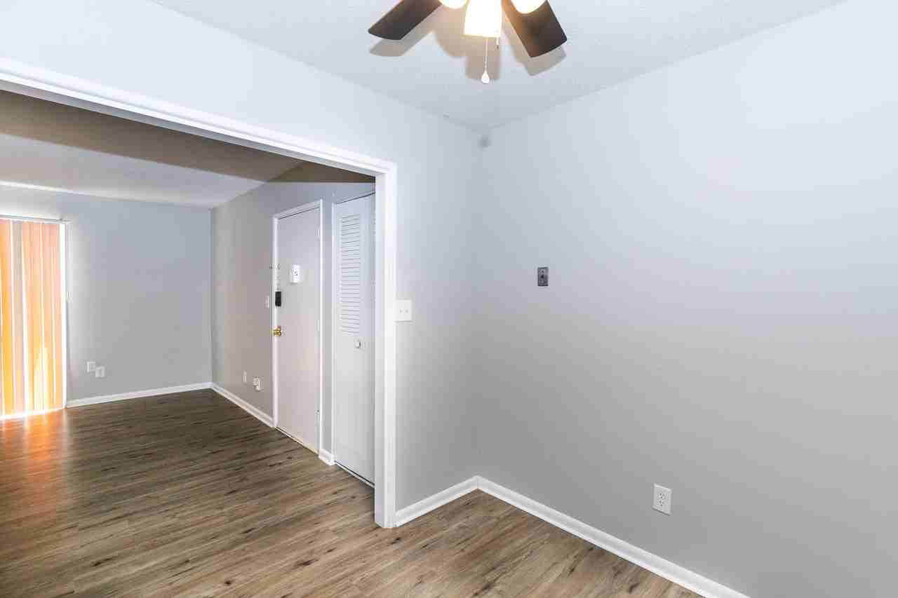 5135 Ne Chouteau Trfy #303 - Photo 5 of 21
