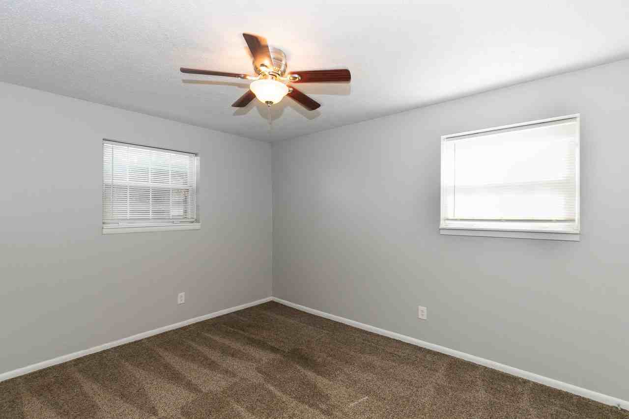 5135 Ne Chouteau Trfy #303 - Photo 6 of 21