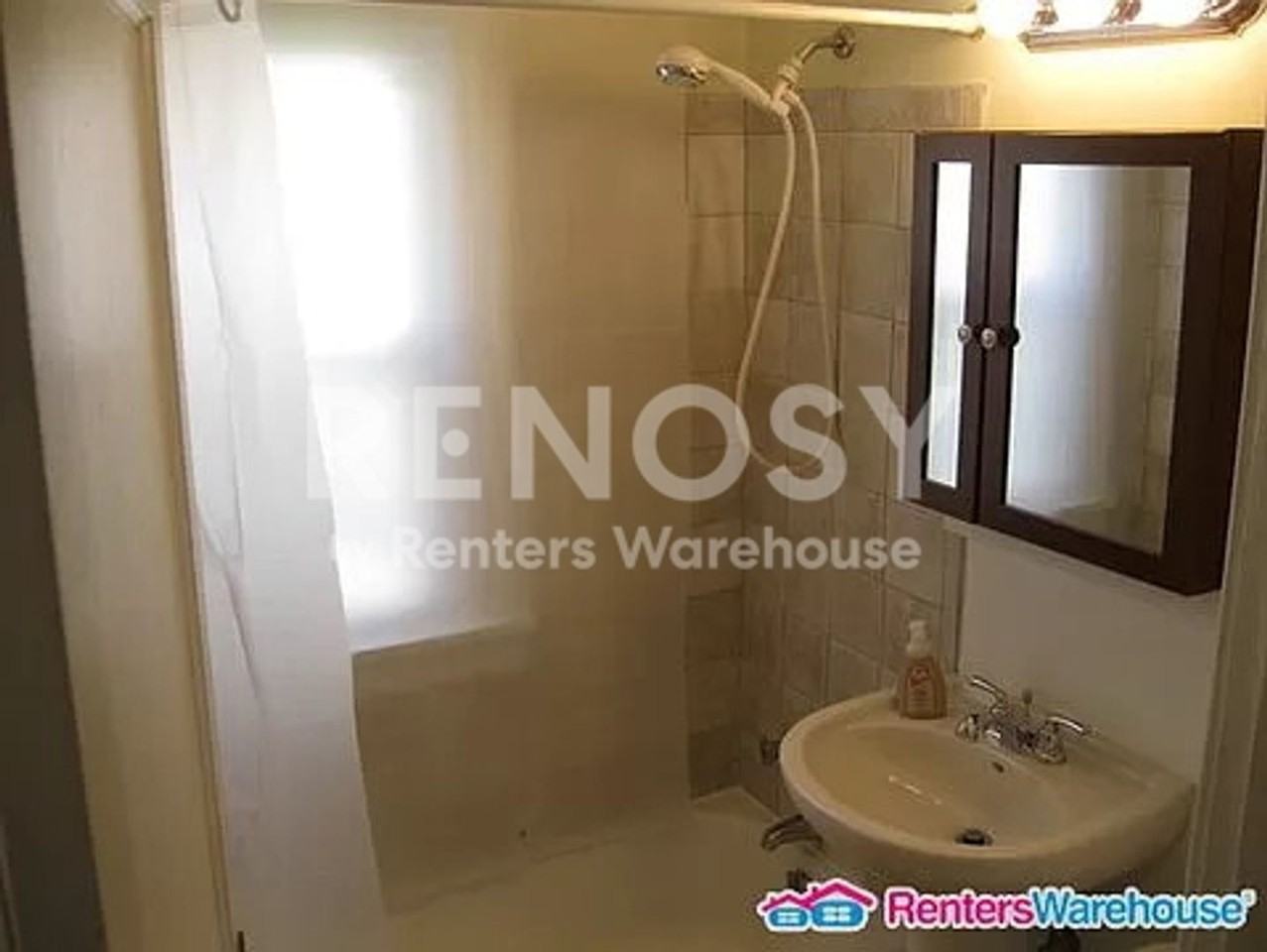 4244 45th Ave S - Photo 2 of 19
