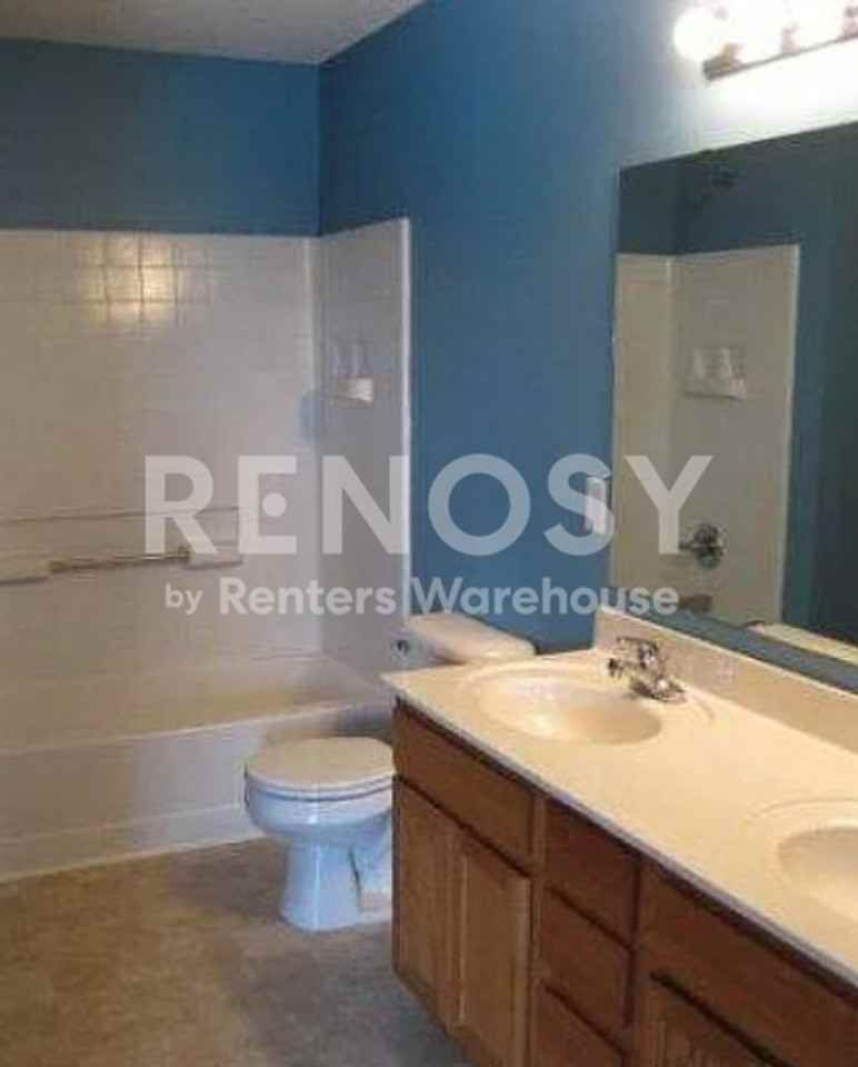 14291 Banyan Ln - Photo 3 of 6