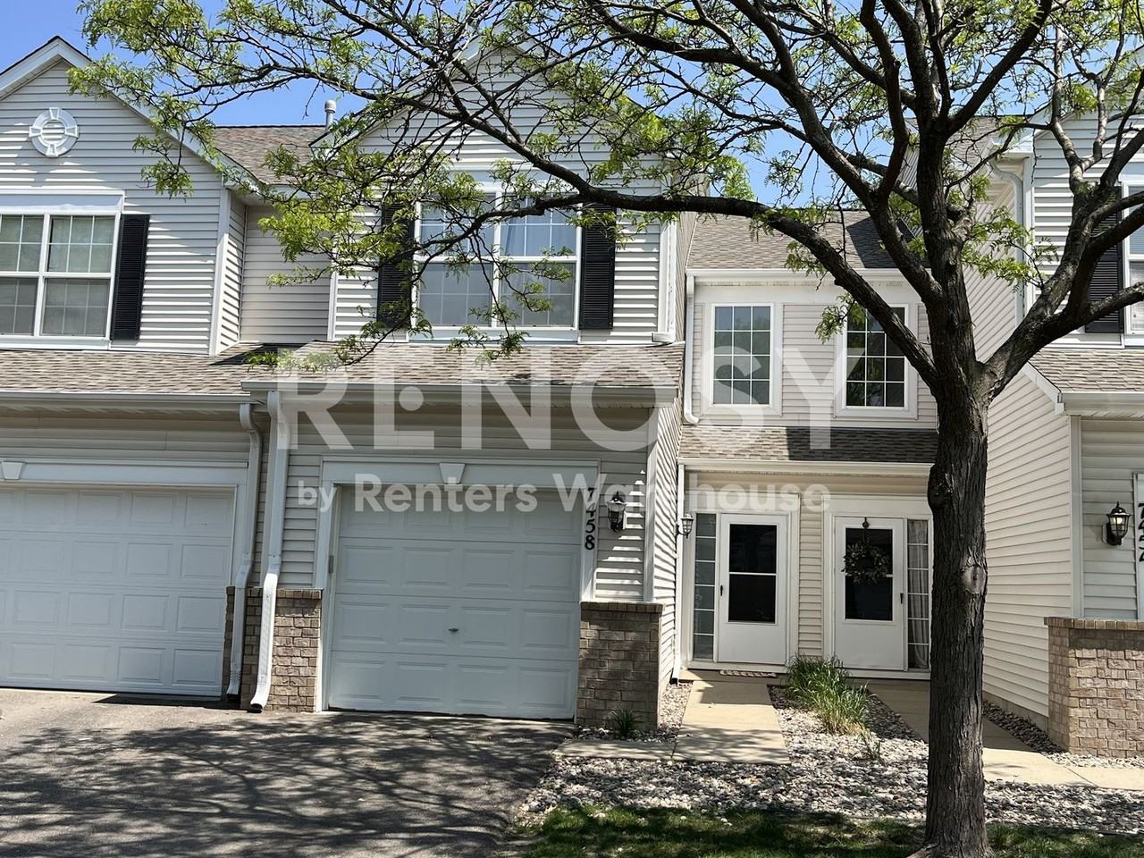 7458 Derby Ln