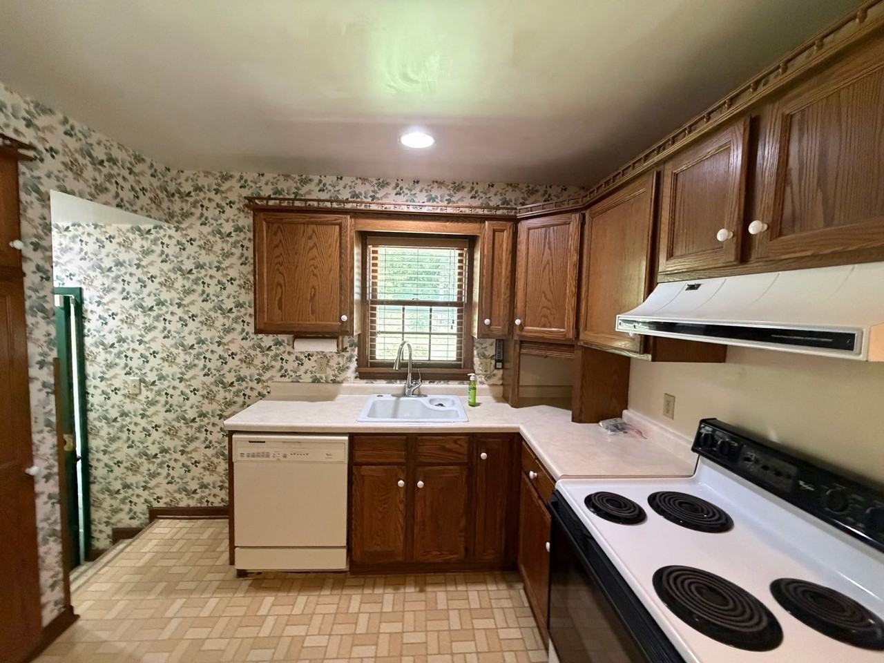 2989 75th St Nw - Photo 3 of 50