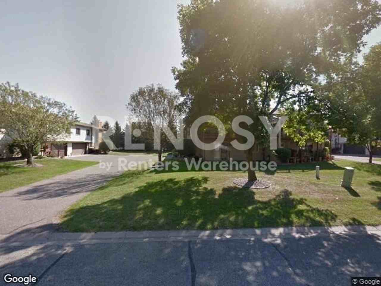 2323 Amberwood Dr - Photo 2 of 26