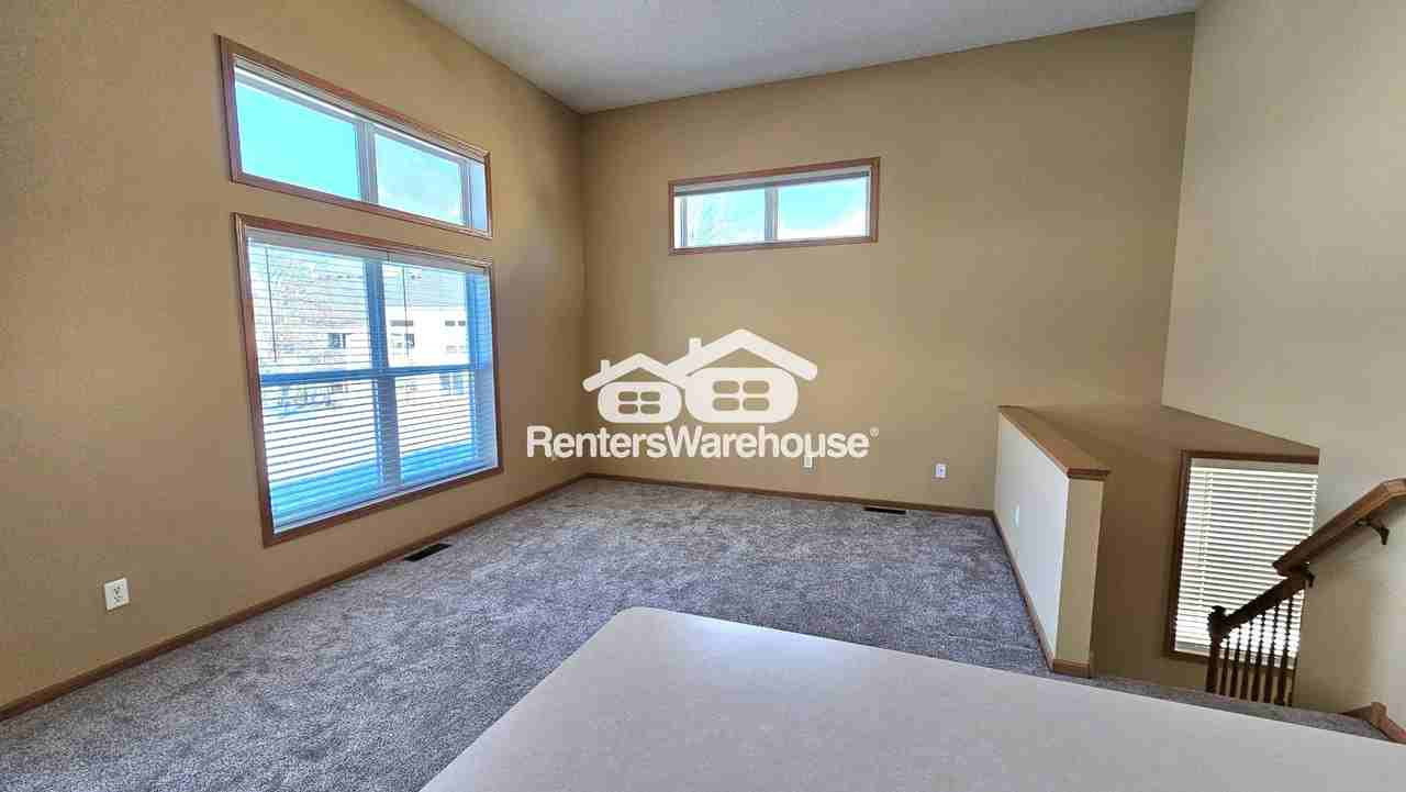 7648 Century Blvd - Photo 7 of 21