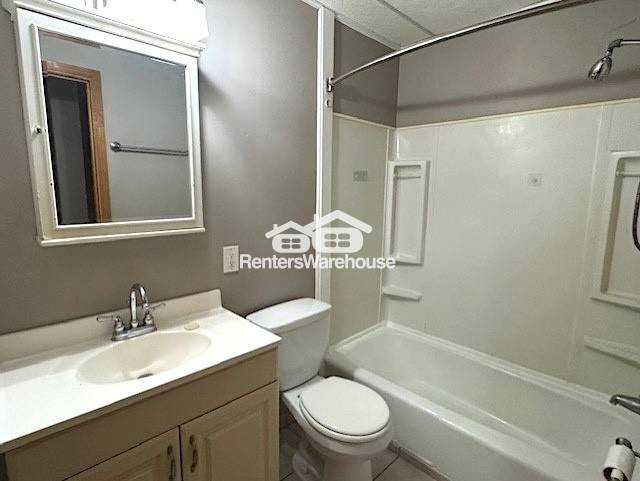 10840 Rockford Rd #203 - Photo 7 of 16
