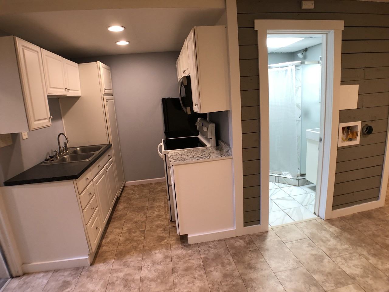 5139 160th St Se #C - Photo 4 of 12