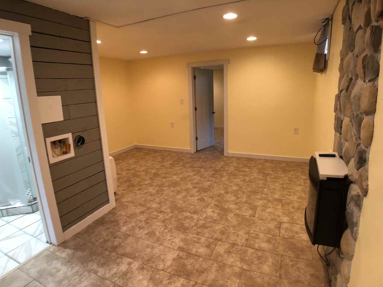 5139 160th St Se #C - Photo 5 of 12