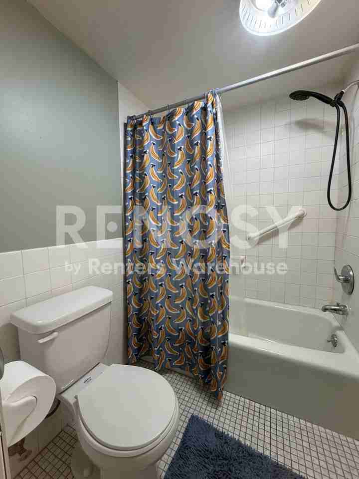 4648 Cedar Lake Rd S #1 - Photo 5 of 25