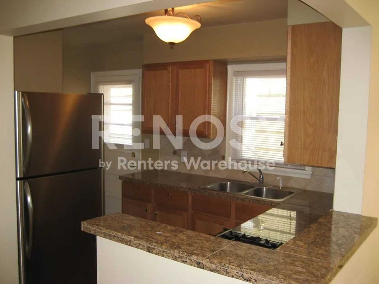 2108 Grand Ave S - Photo 2 of 18