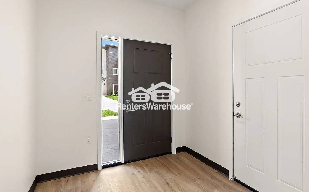 3690 9th St Nw #B - Photo 4 of 18