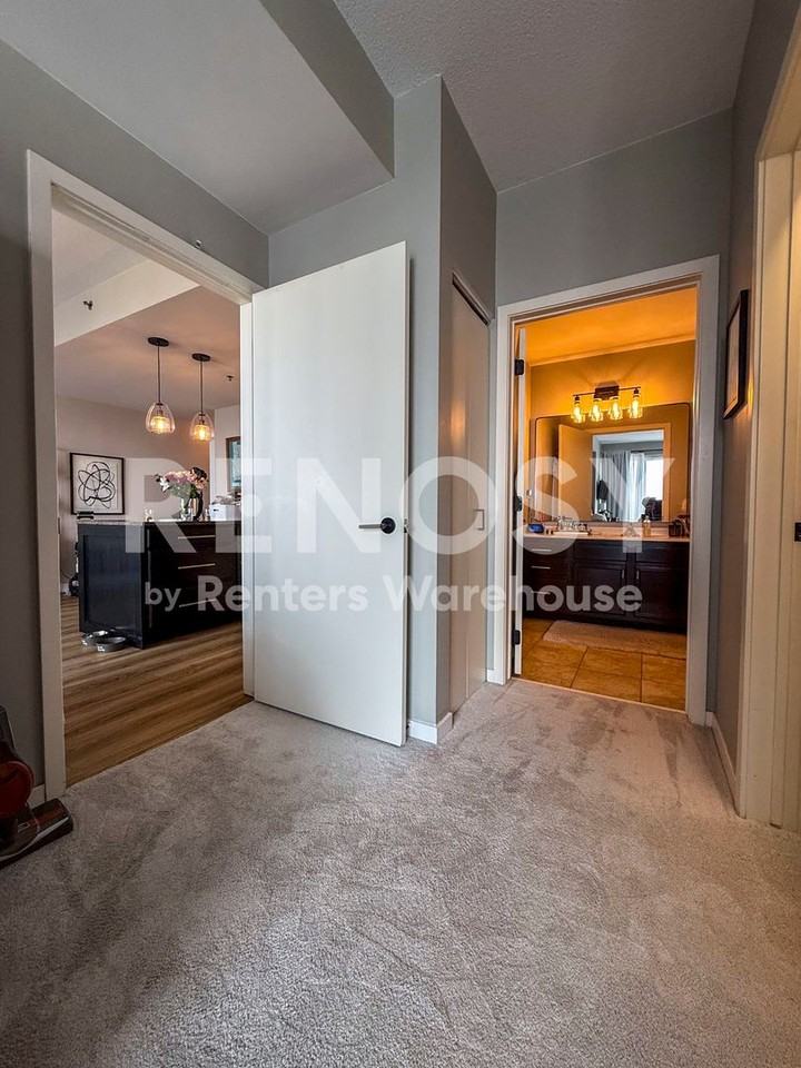929 Portland Ave S Minneapolis, MN 55404, USA #2202 - Photo 6 of 16