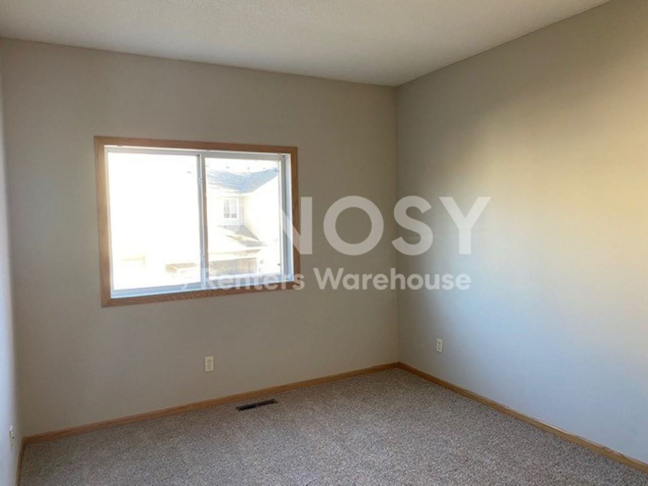 689 Kingfisher Ln #K - Photo 4 of 7