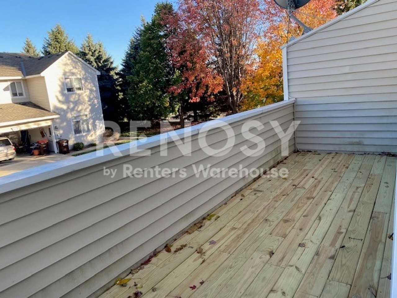 689 Kingfisher Ln #K - Photo 6 of 7