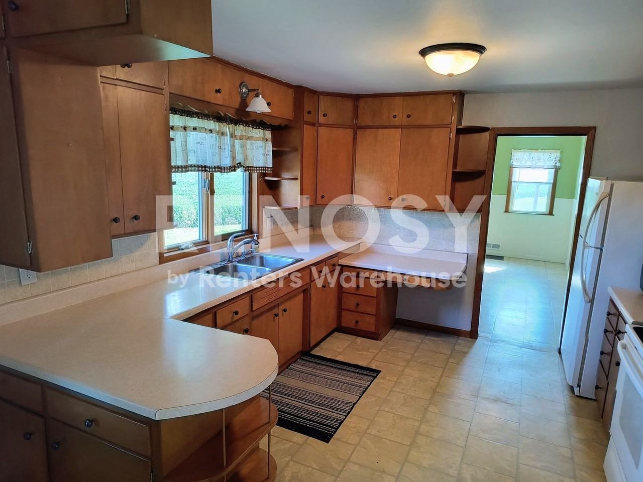 18620 Highway 7 - Photo 3 of 28