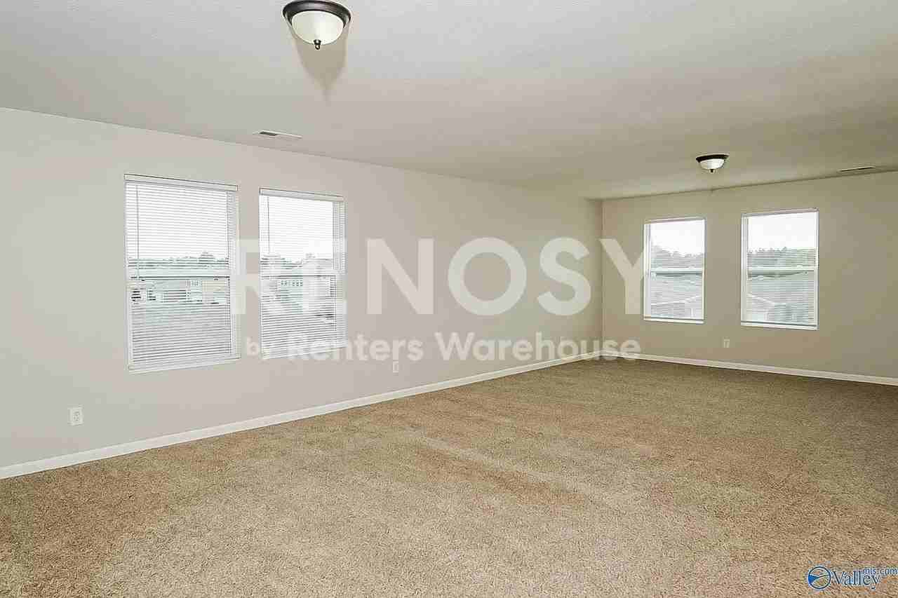 123 Forestbrook Dr - Photo 4 of 12