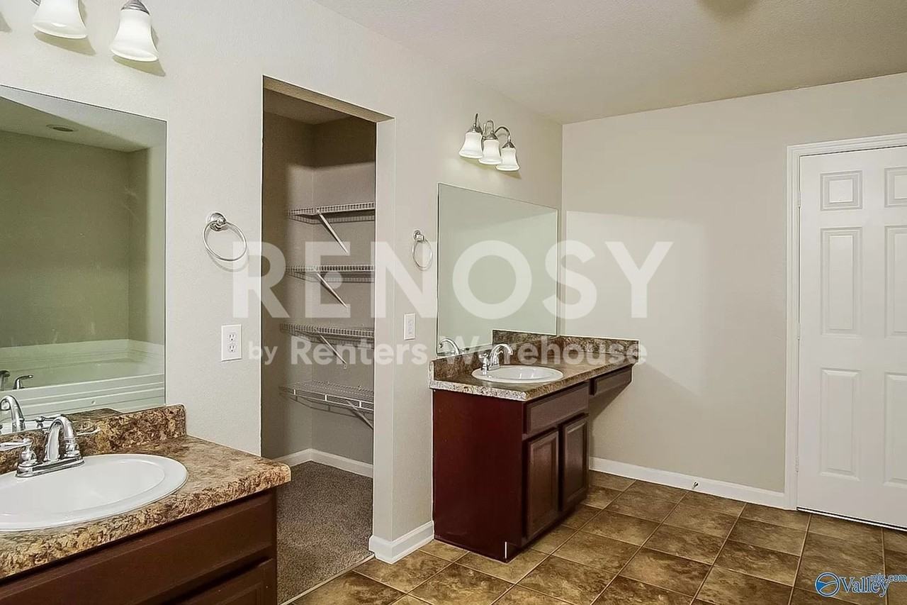 123 Forestbrook Dr - Photo 5 of 12