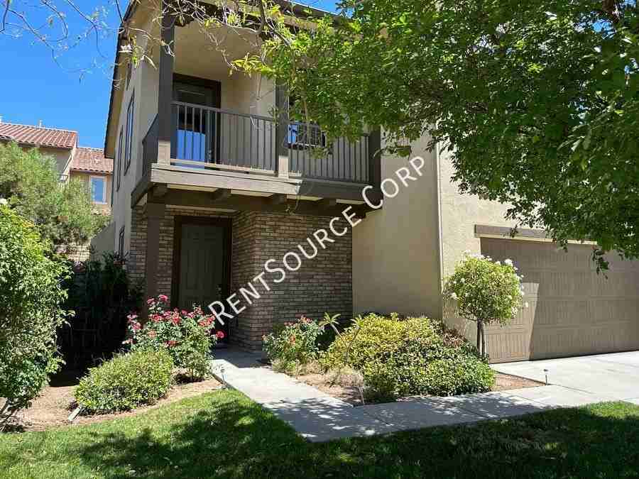 28383 Esplanada Dr - Photo 2 of 34