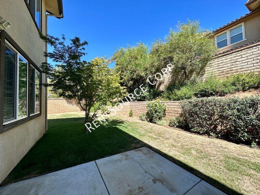 28383 Esplanada Dr - Photo 7 of 34