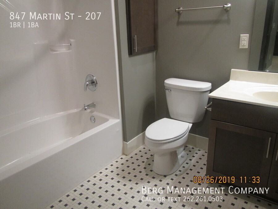 847 Martin St #207 - Photo 5 of 10
