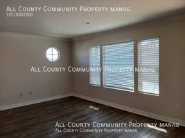 featured image of 1132 N Broadway #24