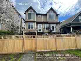 3658 Whitman Ave N Apt B #Apt B - Photo 1 of 1