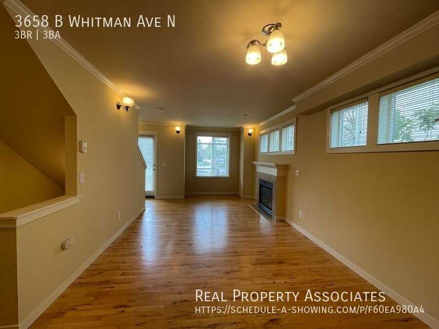 3658 Whitman Ave N Apt B - Photo 6 of 14