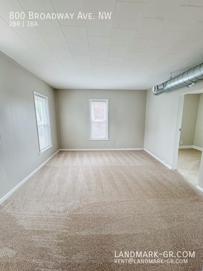 800 Broadway Ave Nw - Photo 5 of 15