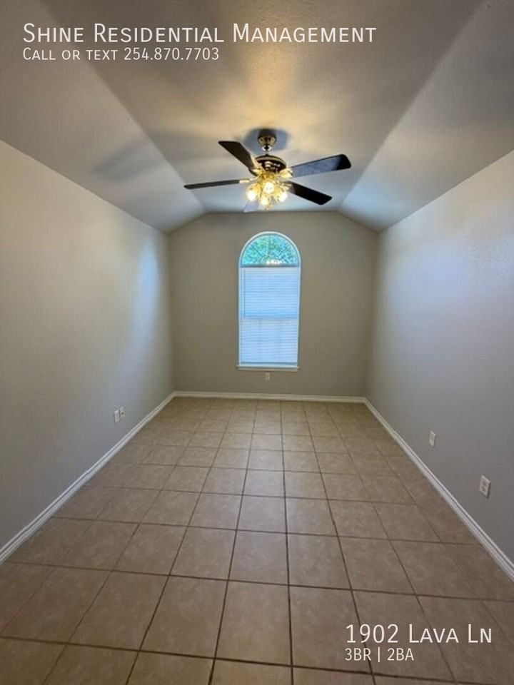 1902 Lava Ln - Photo 6 of 50