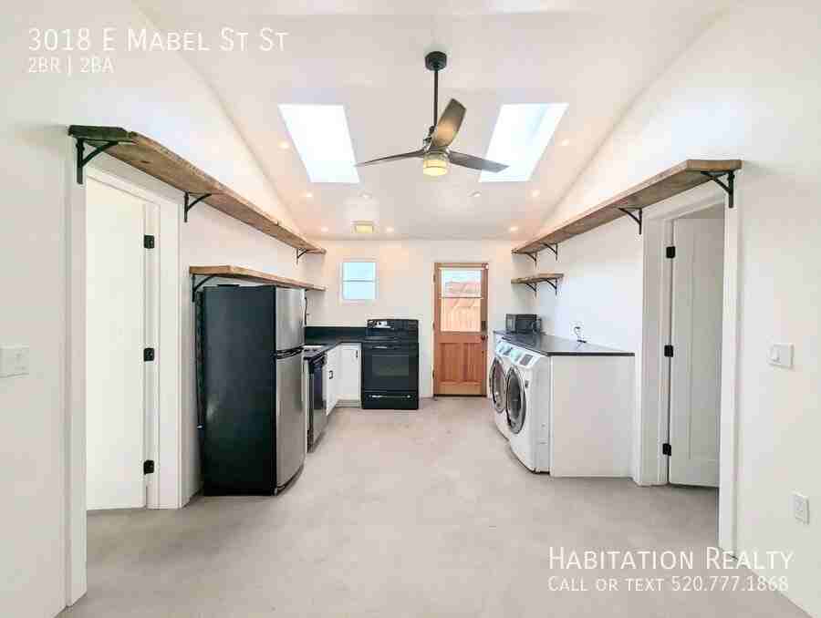 3018 3018 E Mabel St St #2