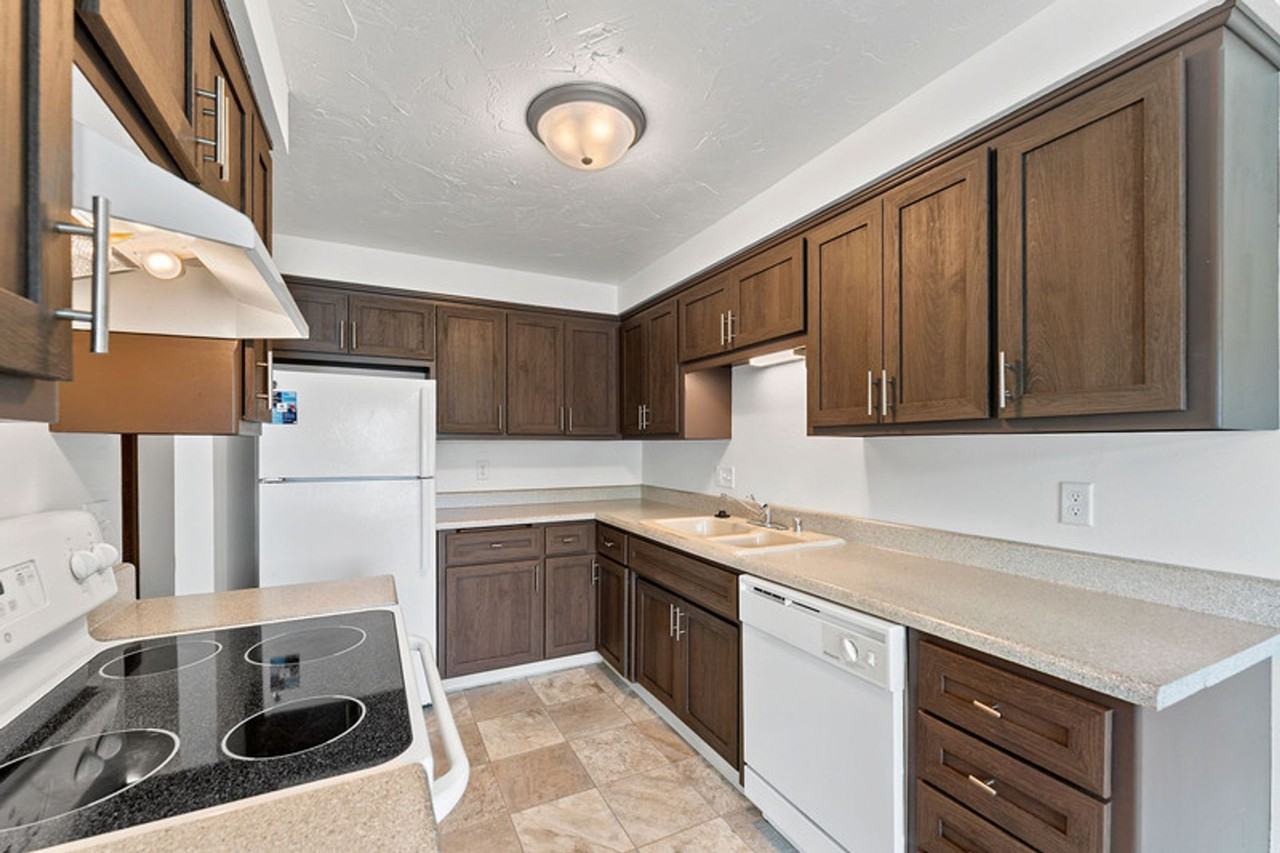 2820 Mount Mary Circle - Photo 6 of 50