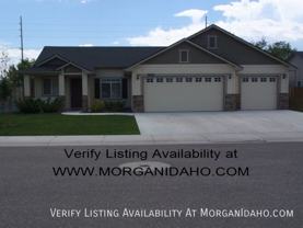 1621 W Streamside Ave - Photo 1 of 1