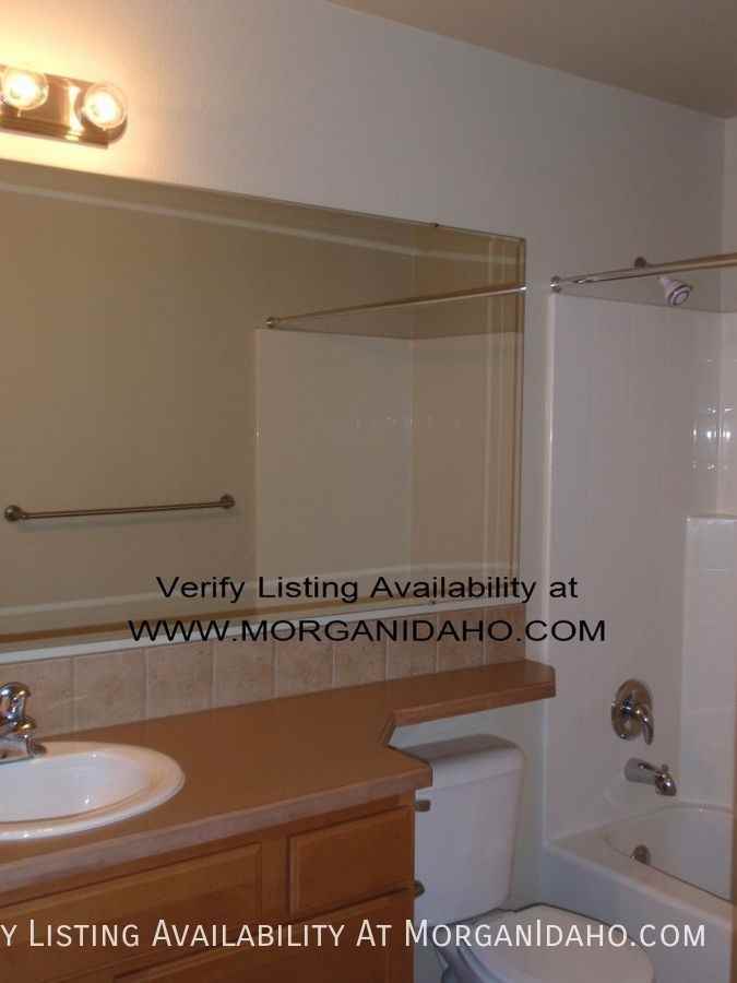 1621 W Streamside Ave - Photo 7 of 12