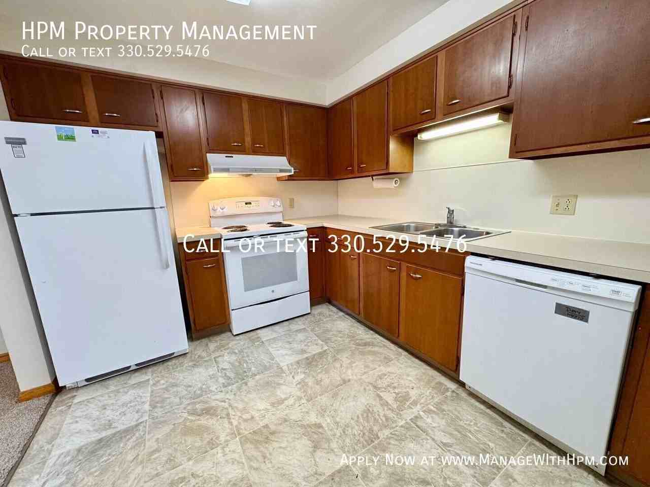 7165 Starcliff Ave Nw #9 - Photo 6 of 12